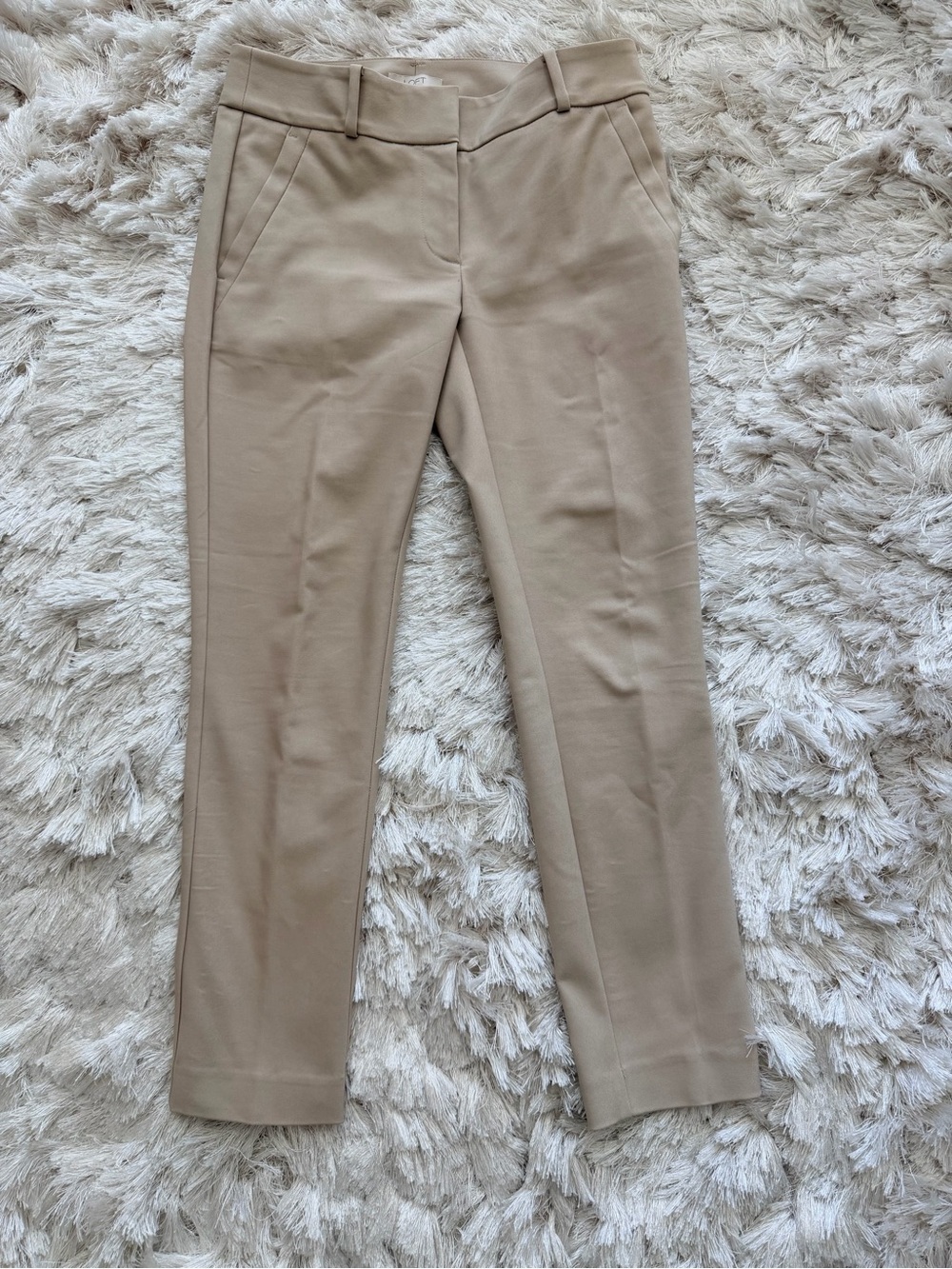 LOFT Women's Skinny ankle pants in Beige